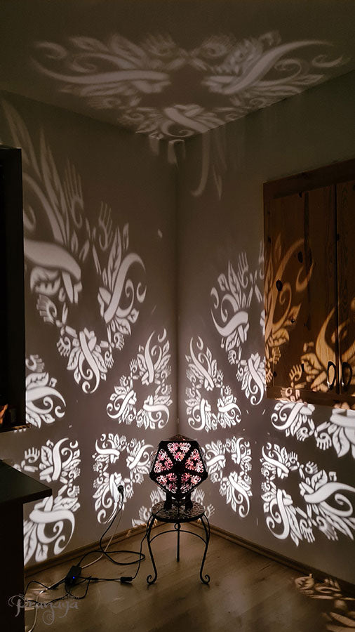 Icosahedron Terra Geometric Shadow Lamp