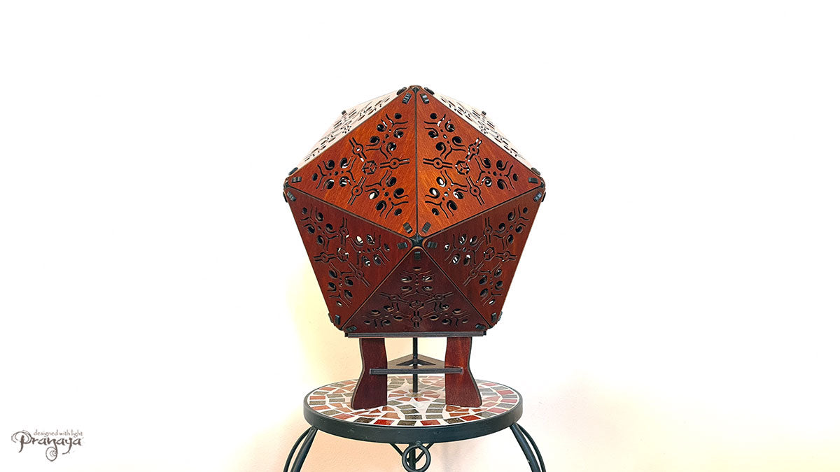 Icosahedron Shadow Lamp